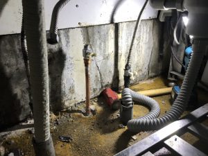 漏水.net | rousui.net | 東京の漏水調査 | 銅管をロウ付け、溶接して配管し直し