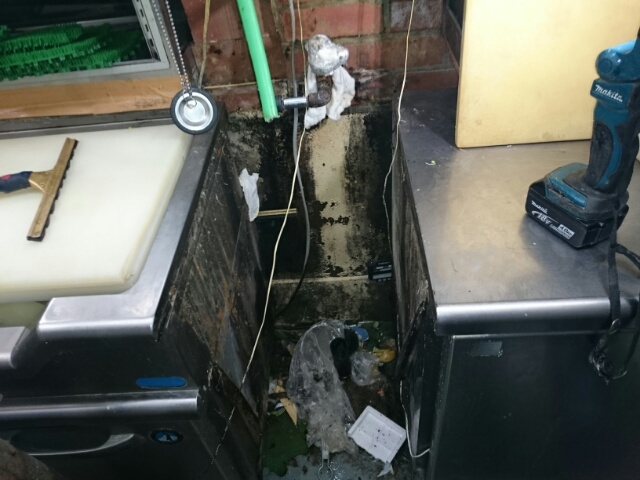漏水.net | rousui.net | 東京の漏水調査 | 水道メーターで止水2